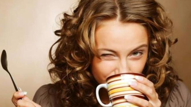 Çay mı daha çok dişleri sarartır yoksa kahve mi?