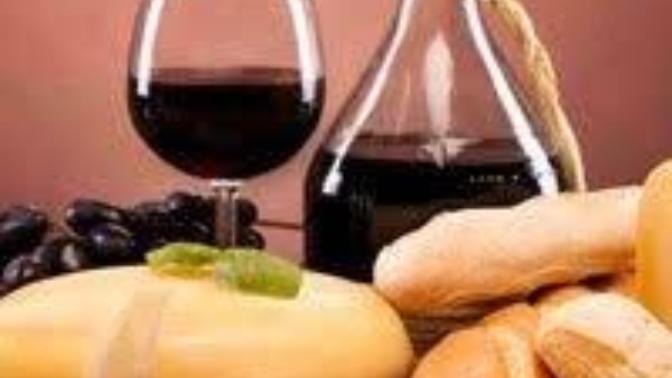 Kırmızı Şarabın Yanında Hangi Peynir Olmalı?