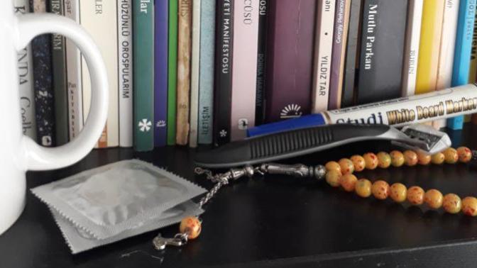 Ablamın odasında prezervatif buldum 😓ne yapıcam ben?