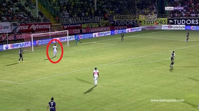 Fenerbahçe, TFF'ye başvurdu! Alanyaspor-Fenerbahçe maçında kural hatası mı var?