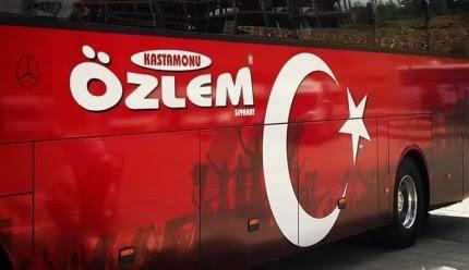 Ay-Yıldızı her zaman görünce mutlu olursunuz değil mi?
