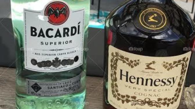 Hennessy mı Bacardi mı?