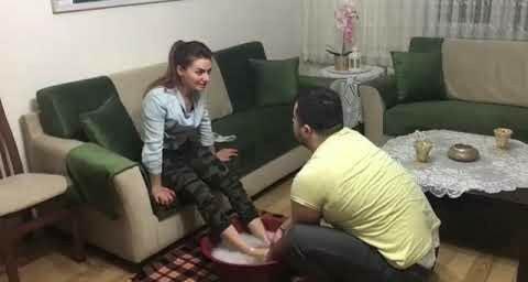 Sevgilinizin ayağını yıkamak ister misiniz?