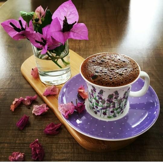 Gün içinde kahve mi yoksa çayı mı çok tüketirseniz?