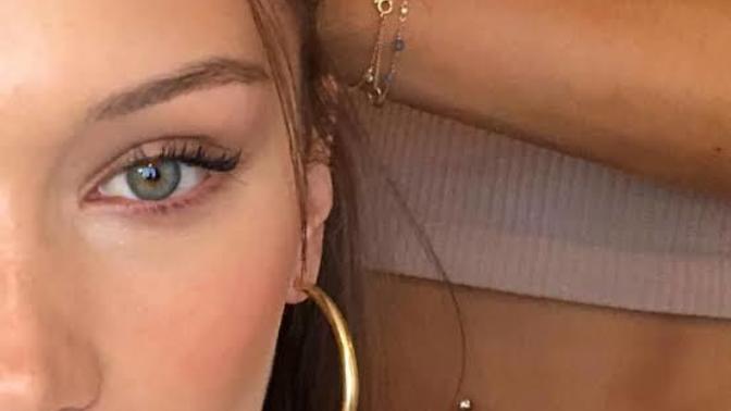 Halka küpeler sizce de bir kadını daha seksi göstermiyor mu 😏?