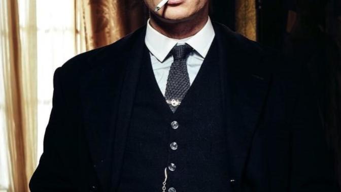 Onur Tuna mı Thomas Shelby mi?