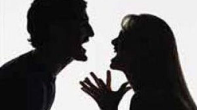 Kadın kocasını sinirli bir vaziyetteyken dövebilir mi?
