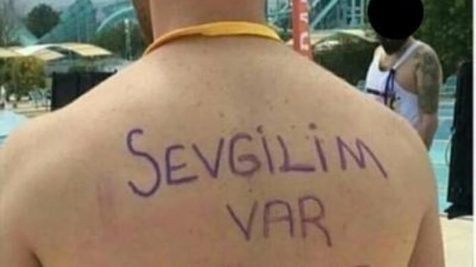 Eşim/Sevgilim var havası atıyor musun?
