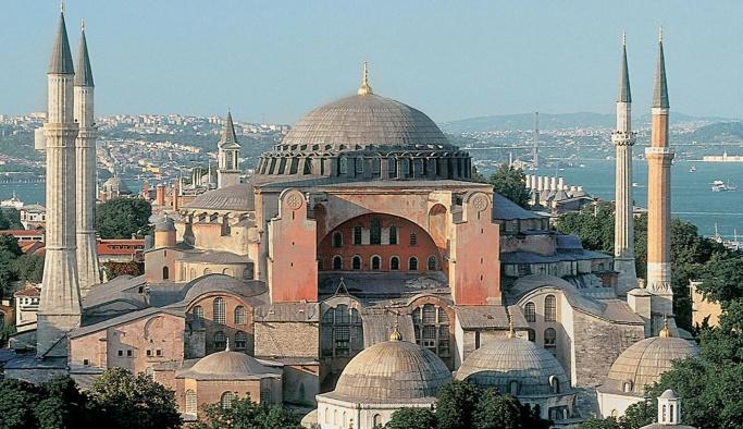 Bence kesinlikle Ayasofya Camii! Ya sence?