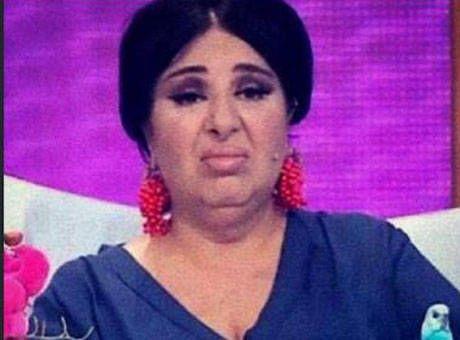 Genelde bu şekilde tayt giymeyi seviyorum. Çok mu absürt duruyor?