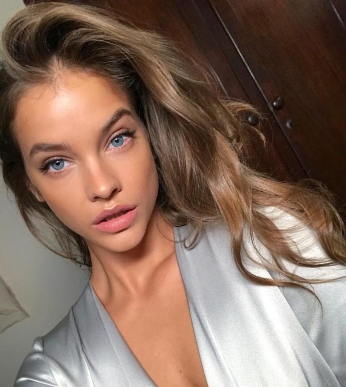 Hande Erçel mı Barbara Palvin mi?