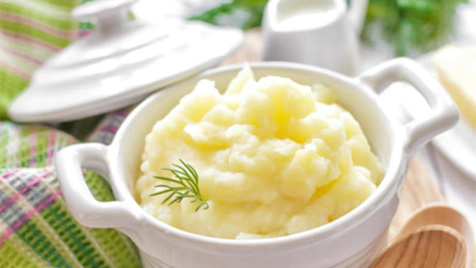 Patates püresine tereyağ mı, margarin mi, sıvı yağ mı kullanılır; hangisi daha uygun?