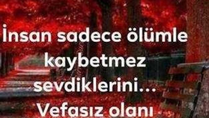 Öyle yalnız hissediyorum ki kendimi. Annemden büyük bir kazık yedim. Annem bana sırtını döndü. Sizce ne yapmalıyım?