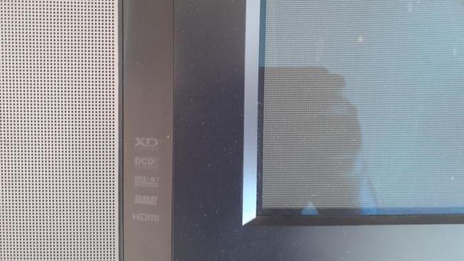Bu televizyona iptv olur mu? İnternete girer mi?