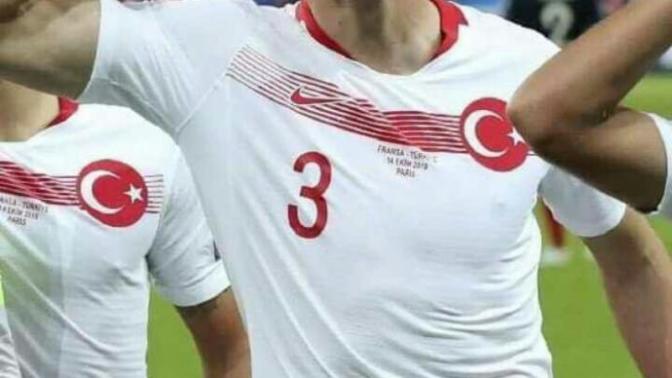 Milli futbolcu Merih Demiral hakkında ne düşünüyorsunuz?