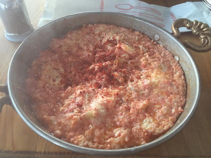 Menemen Sever Misin?