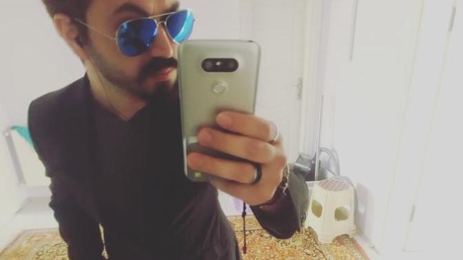 Uzun zamandır yoktum, Demişler ki korsan öldü, şimdi yazsınlar KRaL geri döndü 😎🌹🎩☠️🧠 bı hoş geldiniz alır mıyım?