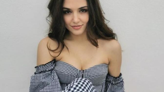Hande Erçel mı Hazal Filiz Küçükköse mı?