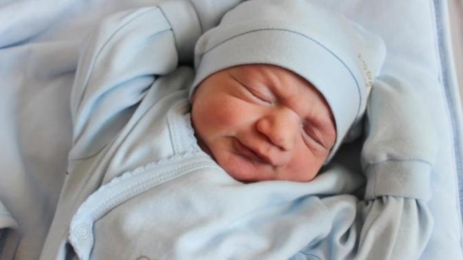Yenidoğan bebeğin göbek bağının bakımı nasıl yapılır?