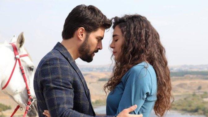 Herkese yargı dağıtan ATV'nin 'Hercai' dizisinden öpüşme taktikleri aldınız mı?