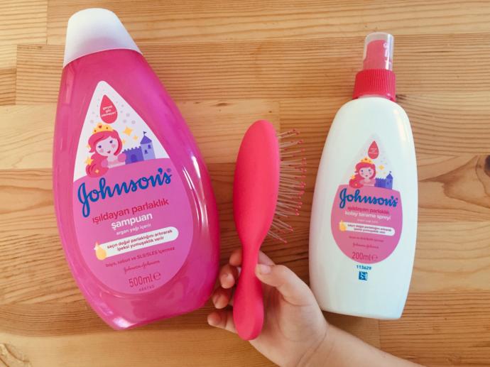 Johnsons Baby Işıldayan Parlaklık Serisi