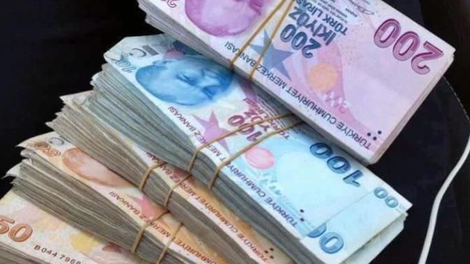 Evde para yönetimi sizce nasıl olur , para kadında mı erkekte mi kalmalı?