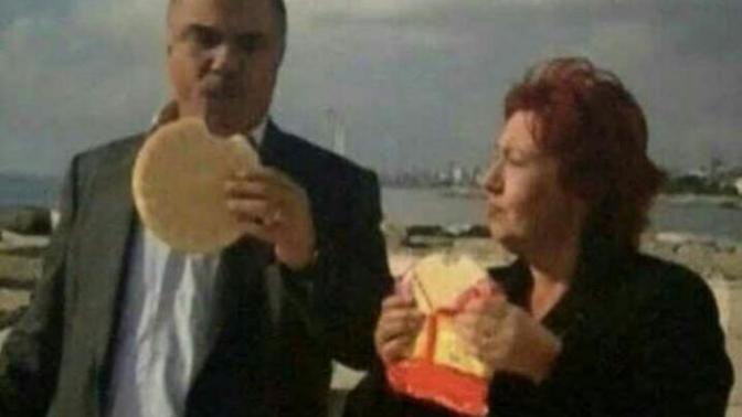 Kim kağıt helva yemek ister?