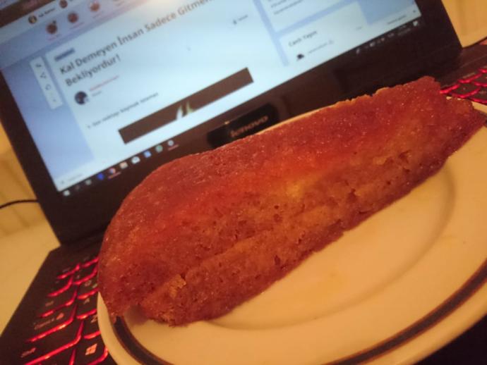 İkisini de dene tarafını seç; Çayının yanına ekmek kadayıfı mı yoksa basma kadayıf mı yakışır?