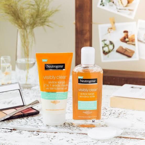 Neutrogena sivilce karşıtı jeli kullananlar var mı?