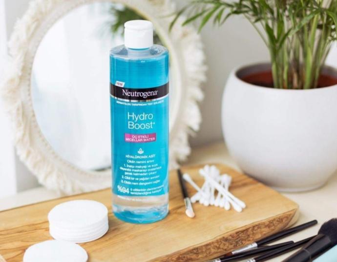 Neutrogena hydro boost 3 etkili micellar water kullanan var mı?