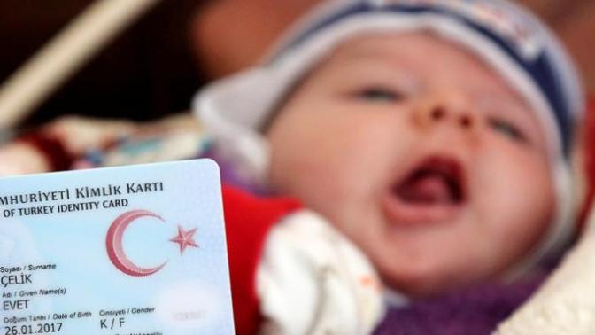 Babası belli olmayan çocuğun kimliğinde baba adı ne yazıyor?