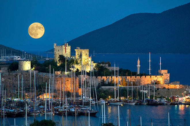 Balayı için Bodrum mu yoksa Çeşme mi uygun? 