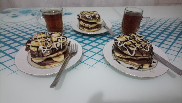 Lezzetli pankek tarifi rica ediyorum, pankek nasıl yapılır, pankek yapımı konusunda bilgili birisi yardımcı olabilir mi?