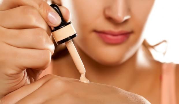 Makyaj bazı nedir, fondötenin pul pul olmasını nasıl engellerim?