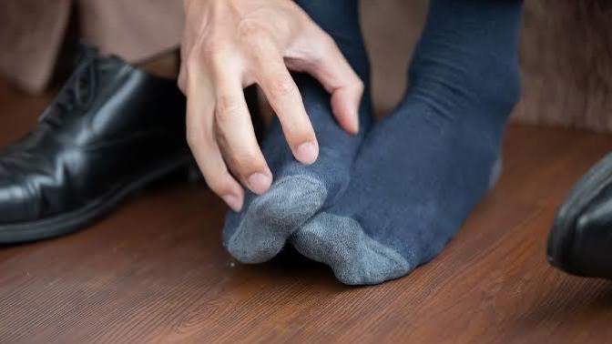 Ayak kokusu nasıl giderilir, ayak kokusu için çözüm var mı?