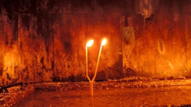 Sadece senin çabaladığın uğraştığın bir ilişkiye devam etmek  ya da  etmemek konusunda bir karar verecek olursan ne karar verirsin?