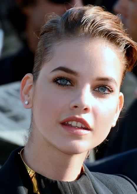 Lana rhoades mi Barbara palvin mi?