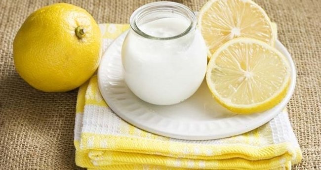 Kına saçtan nasıl akıtılır?