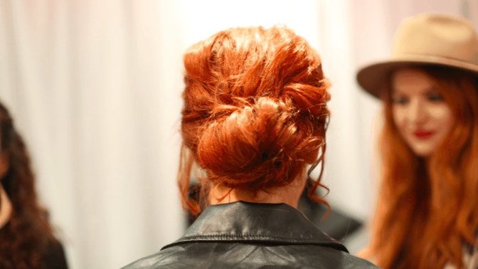 Kına saçtan nasıl akıtılır?