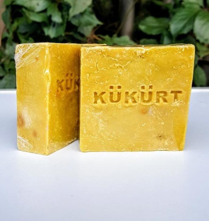 Karma cilt için keçi sütü sabunu ve kükürt sabunu kullanan var mı?