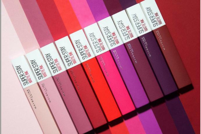 Maybelline superstay mat likit ruj kullanan var mı?