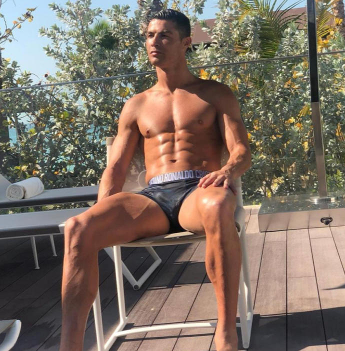 Ronaldonun bacakları nasıl sizce?