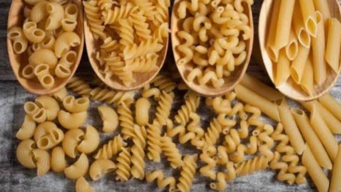Makarna çeşitlerinden şekil olarak hangisini seversin?