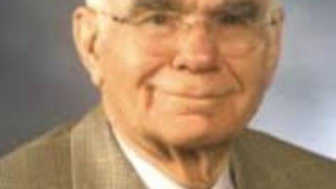 Gazi YAŞARGİL kimdir?
