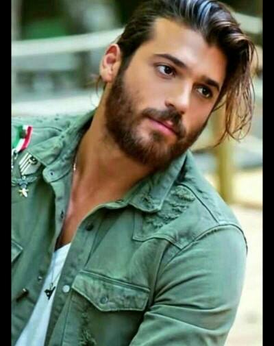 Can yaman mı? Kıvanç tatlıtuğ mu?