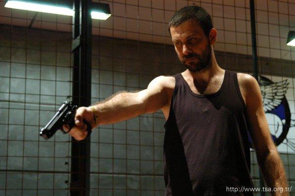 JOKER filmi Türkiyede çekilse bu role en uygun kişi kim olur?