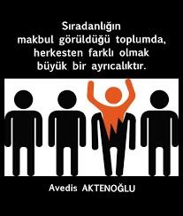Sürü psikolojisi nedir? Siz de sürüde ki koyunlardan biri gibi mi davranıyorsunuz? Farklı olduğunuzu düşünüyor musunuz?