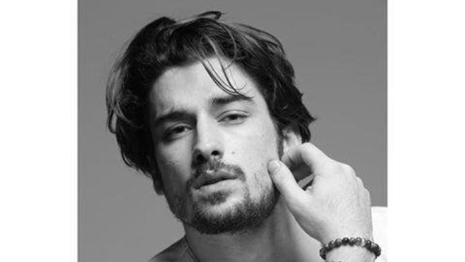 Erkeğin en önemli şeyi saçıdır! diyen Alp Navruz’a, sen ne diyorsun?