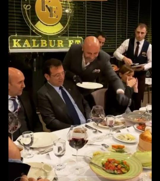 Sizce Canan Kaftancıoğlu Ekrem İmamoğlunun şarap içtiği şatafatlı sofrayı niçin sosyal medyaya sızdırdı?