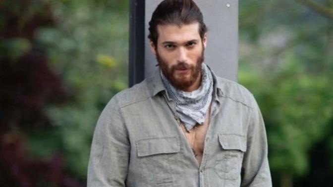 Can Yaman'dan İspanya'da kadın hayranına şoke eden yanıt: Arka odaya geçelim! Şöhret herkesi bozar mı?